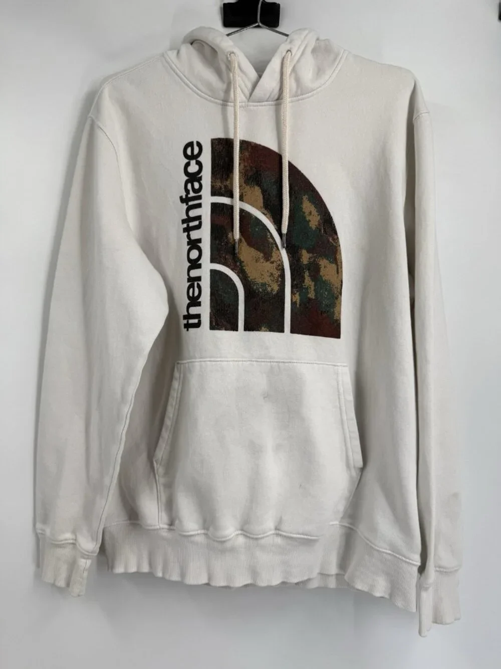 Men’s The North Face Logo Hoodie White, Size Medium